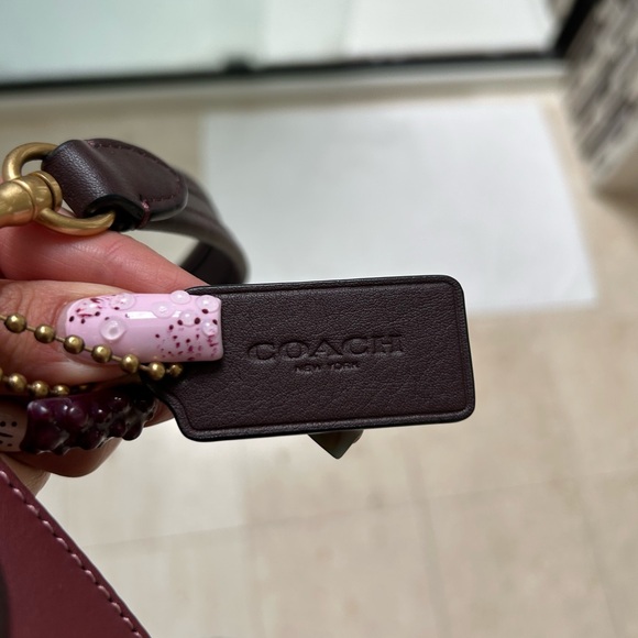 SOLD Coach burgundy flap shoulder bag - Picture 6 of 11